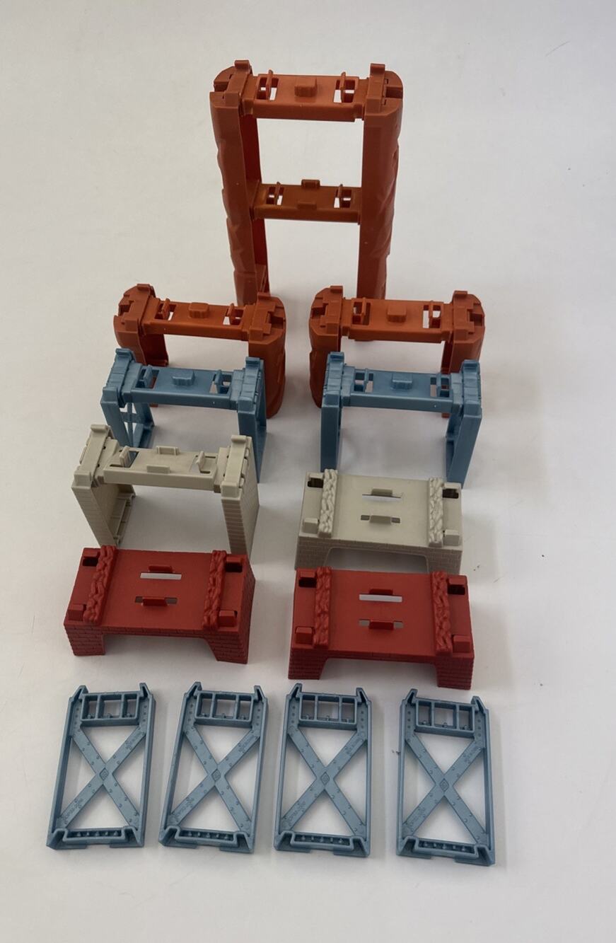 Thomas & Friends TrackMaster Track Supports Risers Red Gray Blue Lot